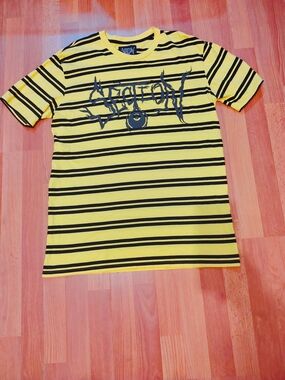 Section 8 Streetwear Yellow Black Striped Graphic T-Shirt Men's L Goth Y2K